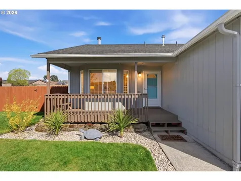 9011 NE 136th Avenue Vancouver WA 98682