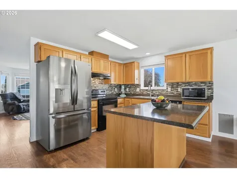 9011 NE 136th Avenue Vancouver WA 98682