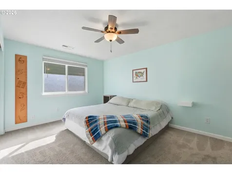 9011 NE 136th Avenue Vancouver WA 98682
