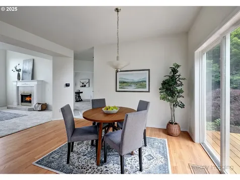 6770 SW Amber Lane Portland OR 97225