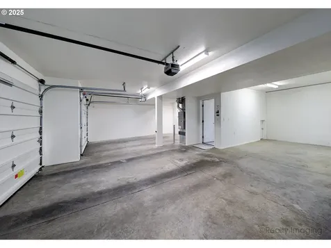 6770 SW Amber Lane Portland OR 97225