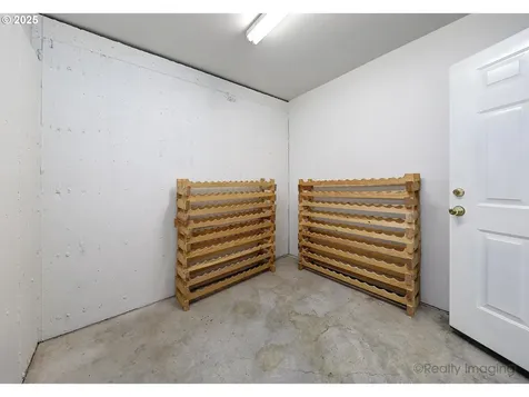 6770 SW Amber Lane Portland OR 97225