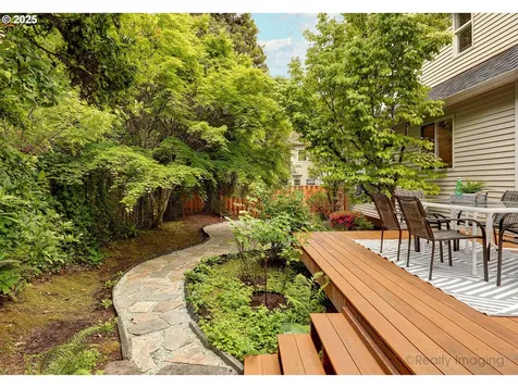 6770 SW Amber Lane Portland OR 97225