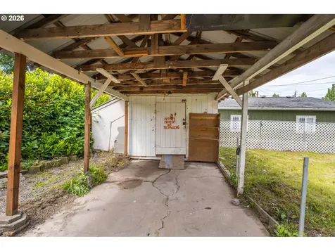 1925 NE Liberty Street Salem OR 97301