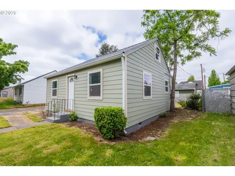 1925 NE Liberty Street Salem OR 97301