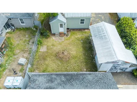 1925 NE Liberty Street Salem OR 97301