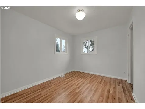 663 Swan Court Springfield OR 97477