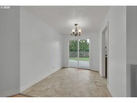 663 Swan Court Springfield OR 97477