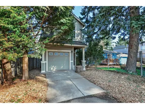 11525 SE Taylor Street Portland OR 97216