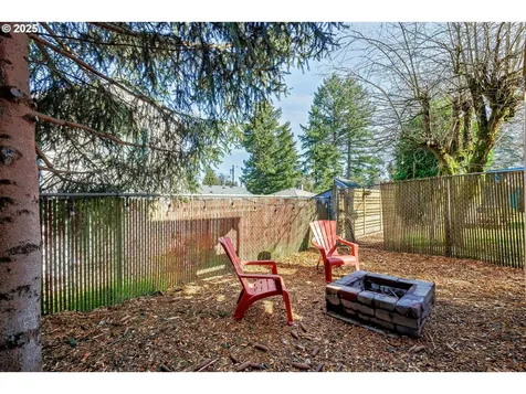 11525 SE Taylor Street Portland OR 97216