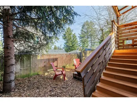 11525 SE Taylor Street Portland OR 97216