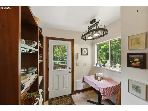 1072 Elrod Avenue Coos Bay OR 97420
