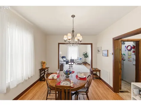 1072 Elrod Avenue Coos Bay OR 97420
