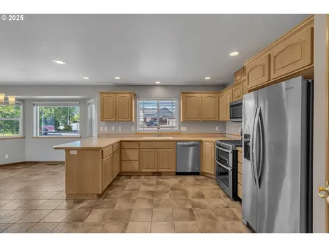 122 Lilly Court Sutherlin OR 97479
