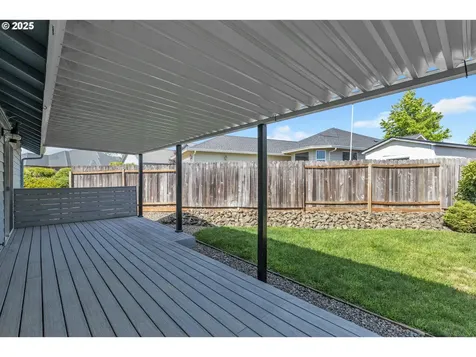 122 Lilly Court Sutherlin OR 97479