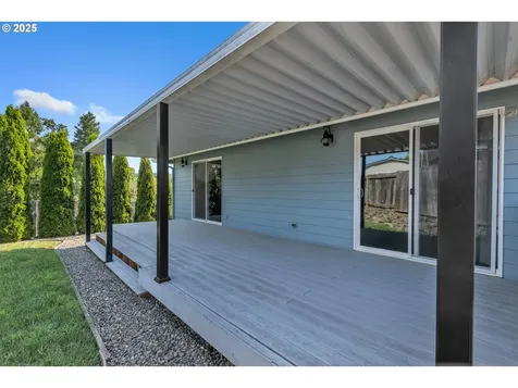 122 Lilly Court Sutherlin OR 97479