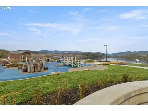 122 Lilly Court Sutherlin OR 97479