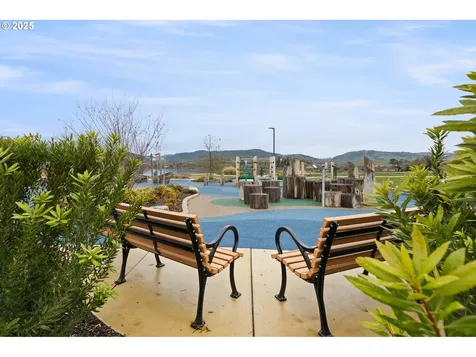 122 Lilly Court Sutherlin OR 97479