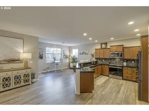253 NW Camp Ireland Street Hillsboro OR 97124