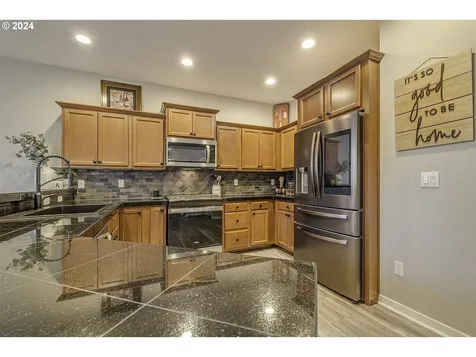 253 NW Camp Ireland Street Hillsboro OR 97124