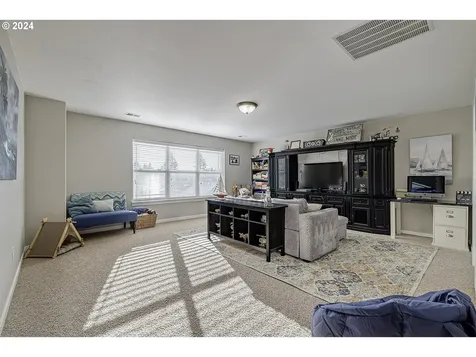 253 NW Camp Ireland Street Hillsboro OR 97124