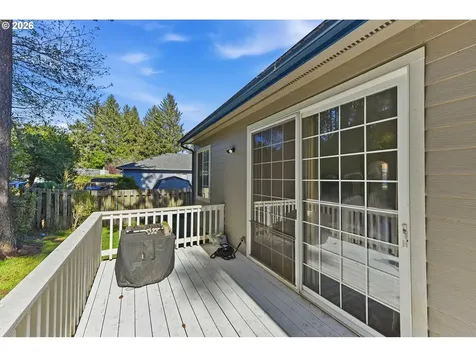 1120 Lakeshore Drive Coos Bay OR 97420