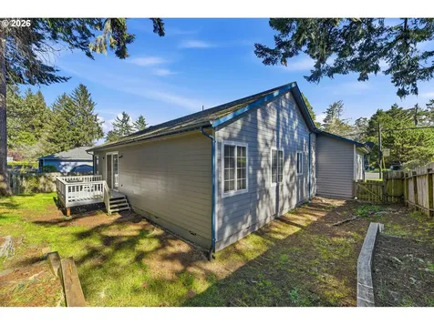 1120 Lakeshore Drive Coos Bay OR 97420
