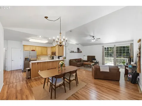 1120 Lakeshore Drive Coos Bay OR 97420
