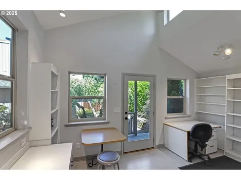 9140 SW 5th Avenue Portland OR 97219