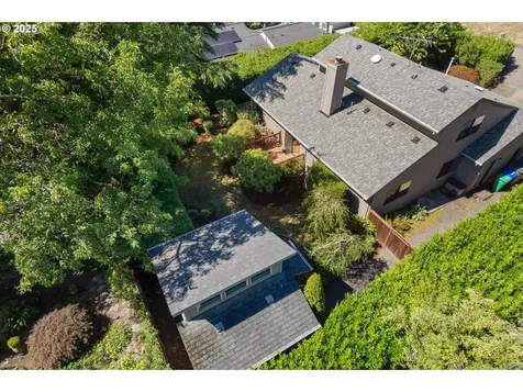 9140 SW 5th Avenue Portland OR 97219