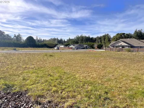 1080 Park Place Coos Bay OR 97420