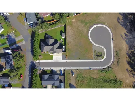 1080 Park Place Coos Bay OR 97420