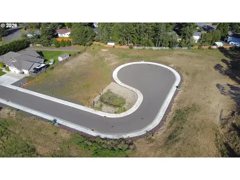 1080 Park Place Coos Bay OR 97420