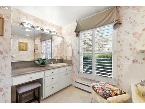 17359 Wren Court Lake Oswego OR 97034