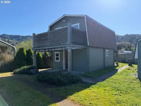 1250 N 3rd Avenue Powers OR 97466