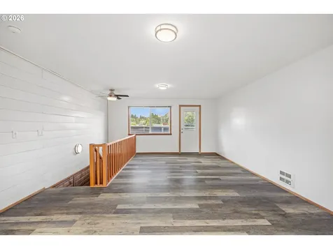 1250 N 3rd Avenue Powers OR 97466