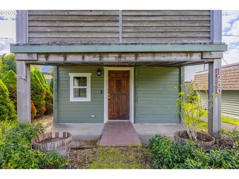 1250 N 3rd Avenue Powers OR 97466