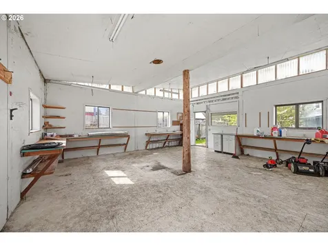 1250 N 3rd Avenue Powers OR 97466