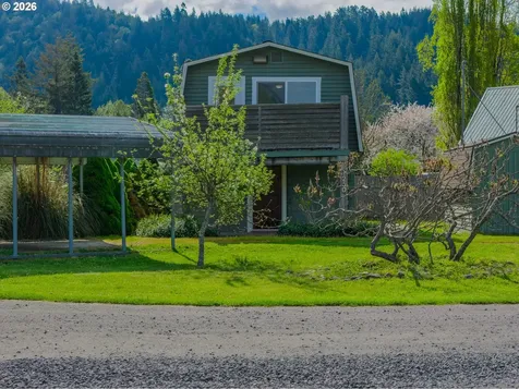 1250 N 3rd Avenue Powers OR 97466