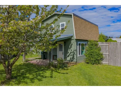 1250 N 3rd Avenue Powers OR 97466