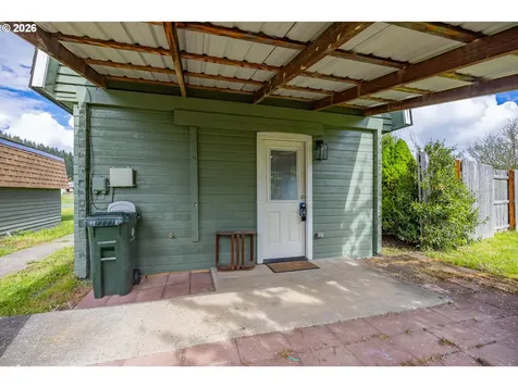 1250 N 3rd Avenue Powers OR 97466