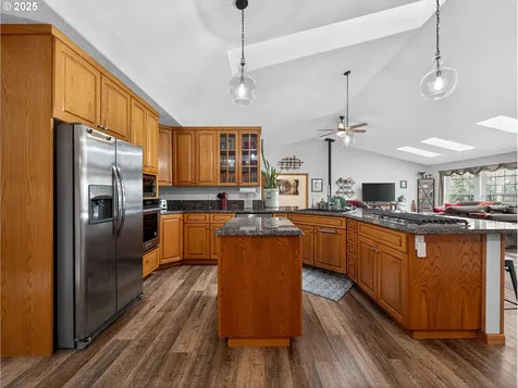 12345 S Fox Road Molalla OR 97038