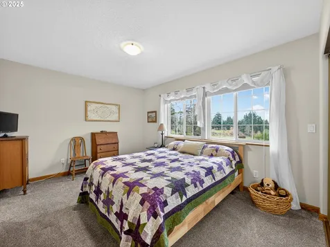 12345 S Fox Road Molalla OR 97038