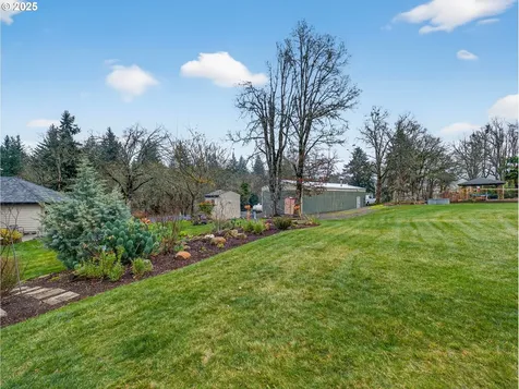 12345 S Fox Road Molalla OR 97038