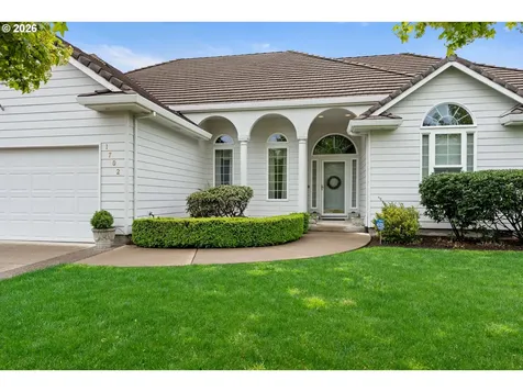 1702 NW Troon Court Mcminnville OR 97128