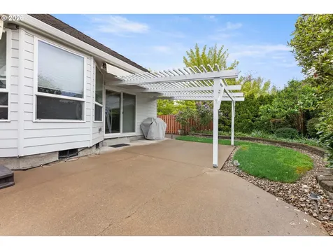 1702 NW Troon Court Mcminnville OR 97128