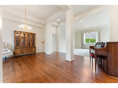 1702 NW Troon Court Mcminnville OR 97128