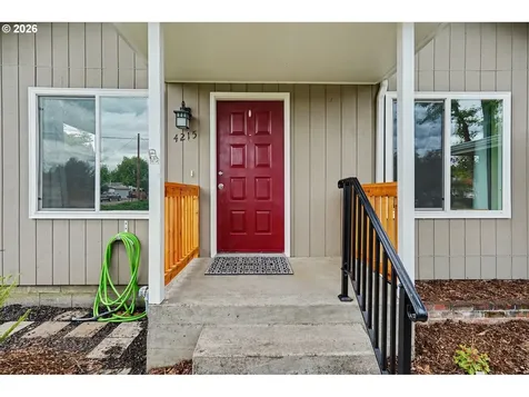 4215 Harlan Drive NE Salem OR 97305