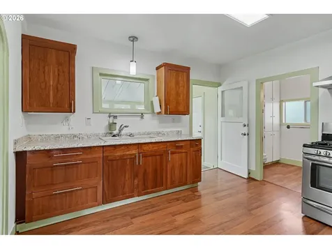 4215 Harlan Drive NE Salem OR 97305