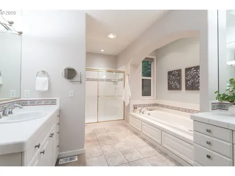 2625 SW 75th Terrace Portland OR 97225